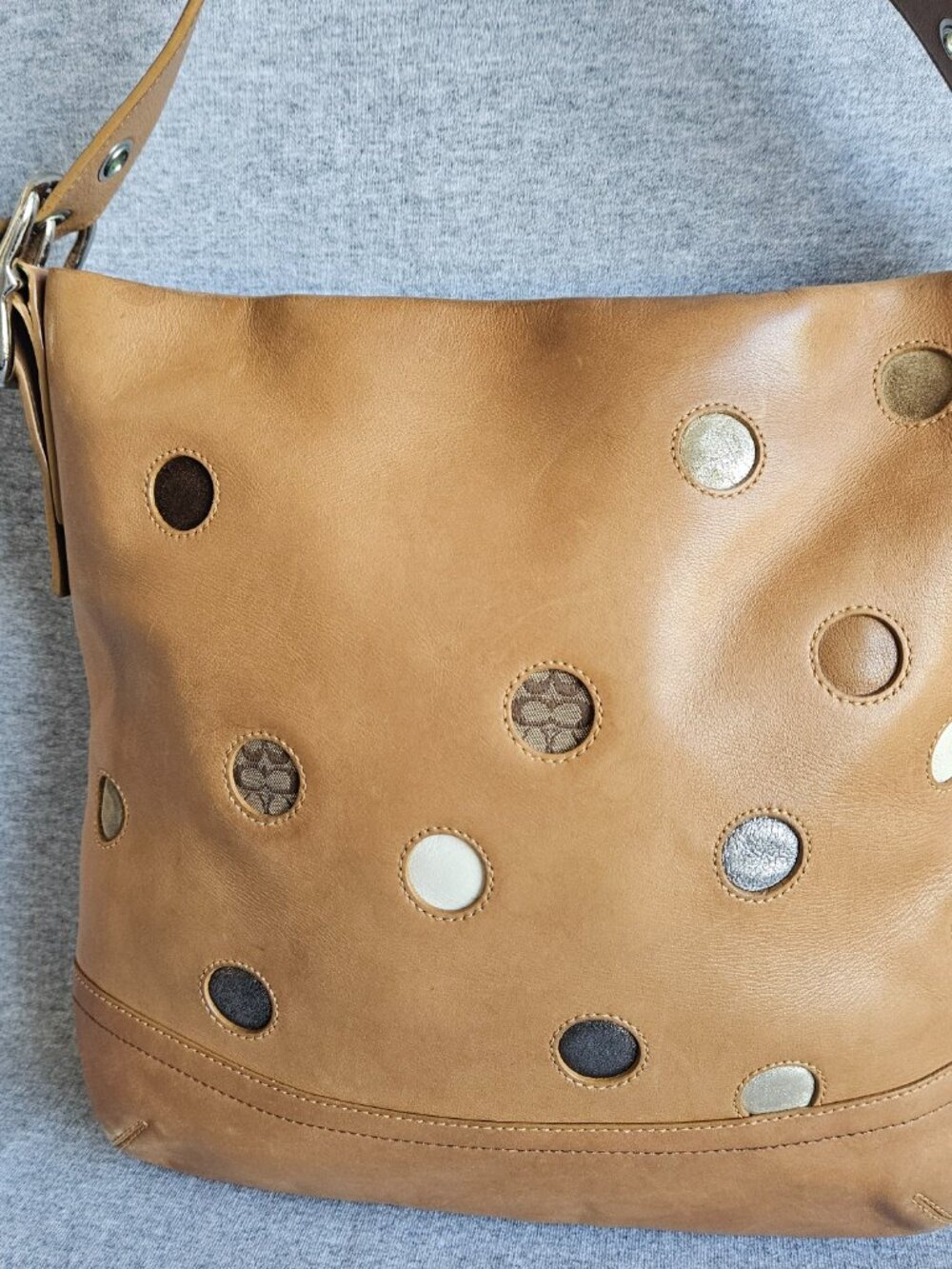 Coach Tan Brown Applique Soho Shoulder Bag Silver Hardware F10651 Polka Dot Y2K - Picture 4 of 15
